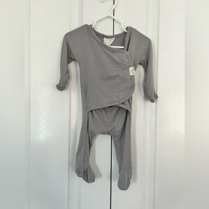 Bonsie Baby skin to skin 0-3 months fog grey outfit